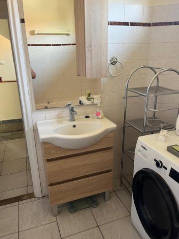 Appartamento Dyta1 Apartman Hajdúszoboszló Esterno foto